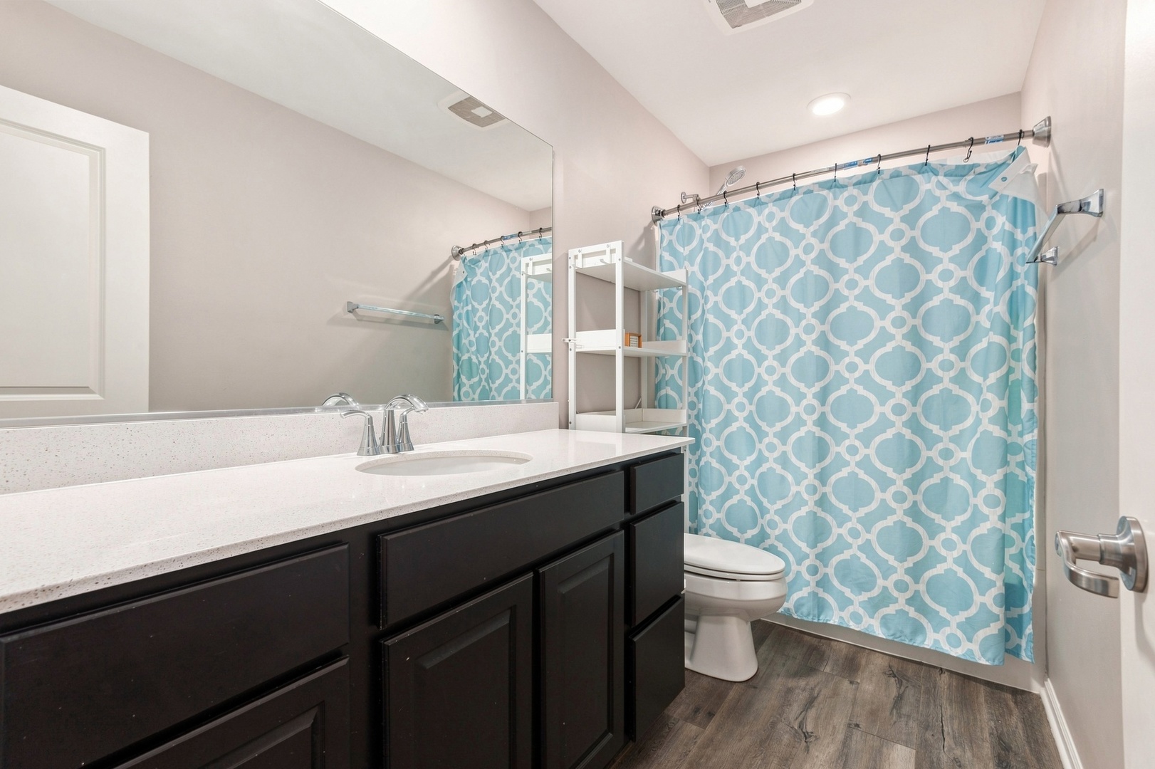 191 Lakeshore Drive Property Photo 15