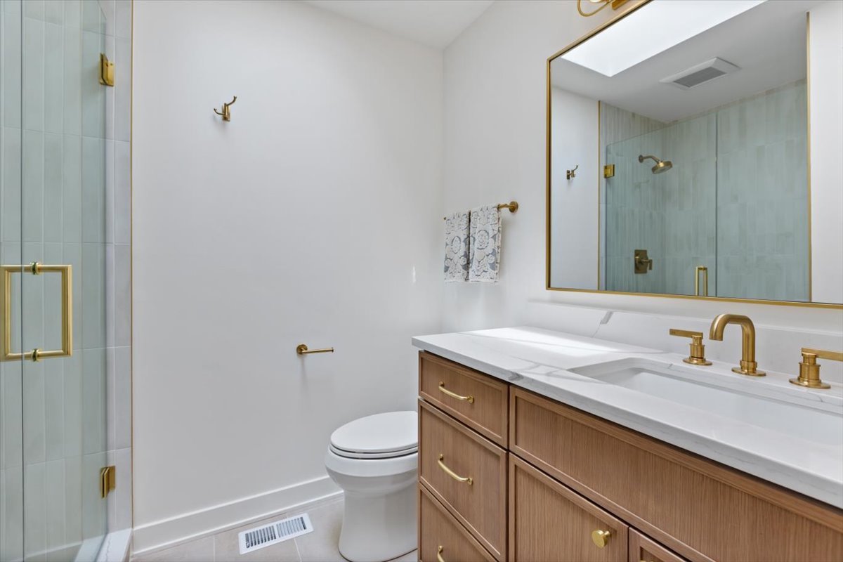12747009 Property Photo 12