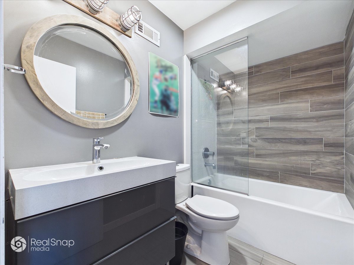 2221 N Lister Avenue 3c Property Photo 9