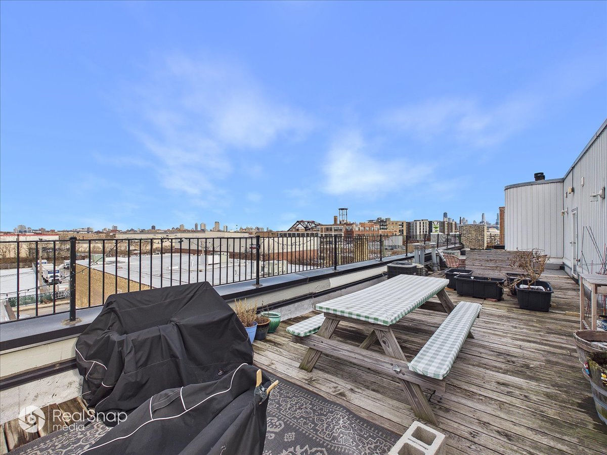 2221 N Lister Avenue 3c Property Photo 20
