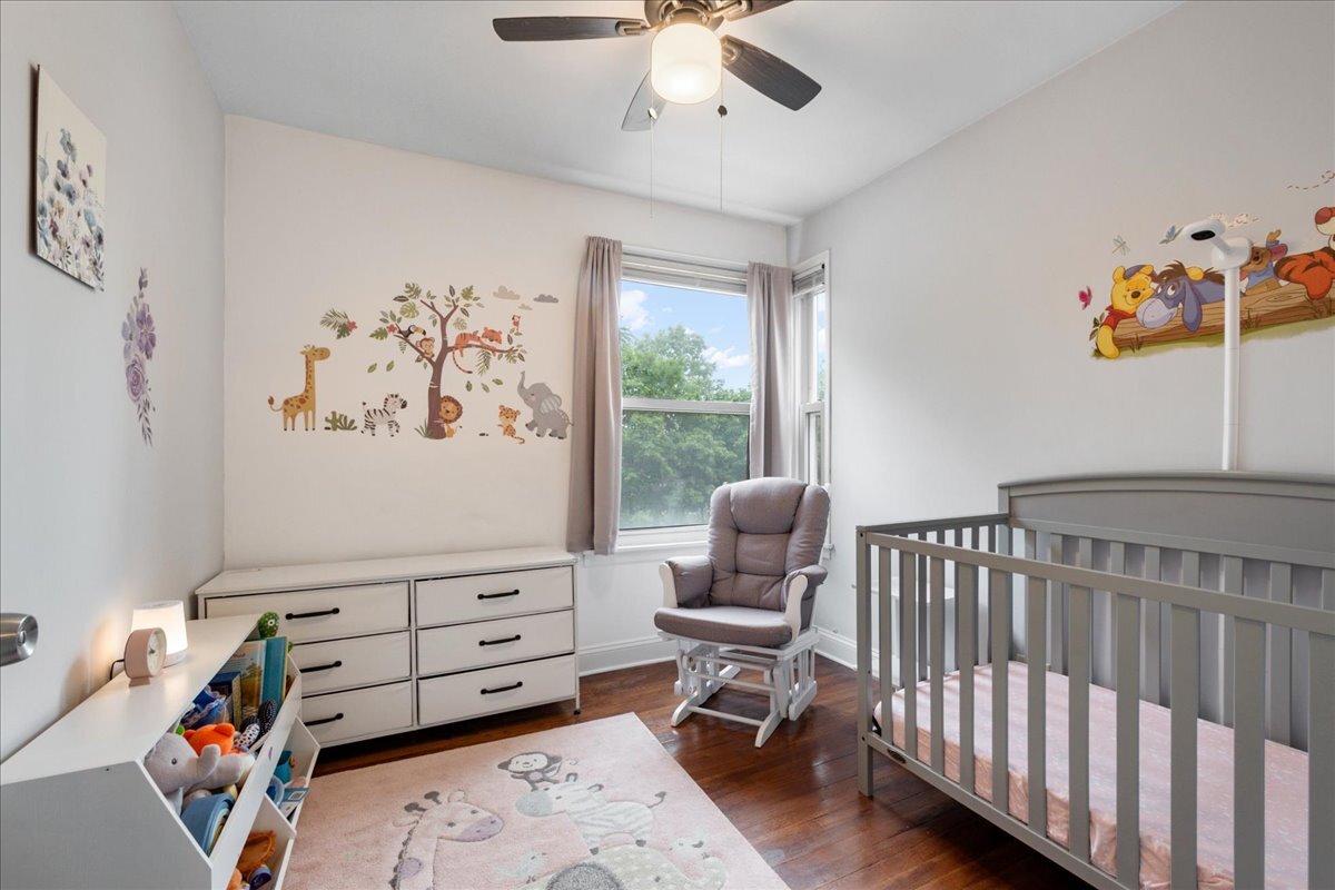 2611 W Jarlath Street Property Photo 10
