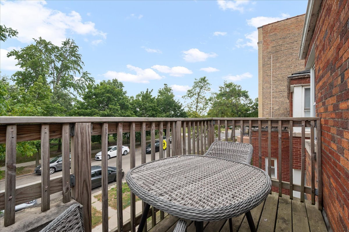 2611 W Jarlath Street Property Photo 15