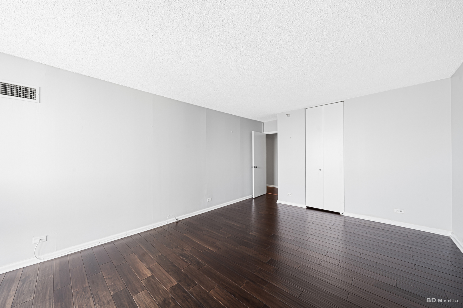 10 E Ontario Street 4005 Property Photo 14