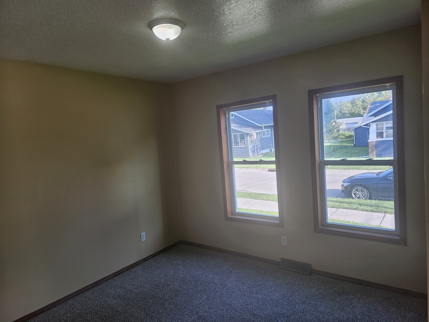 556 24th Avenue Property Photo 6