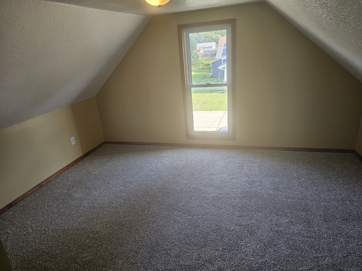 556 24th Avenue Property Photo 9