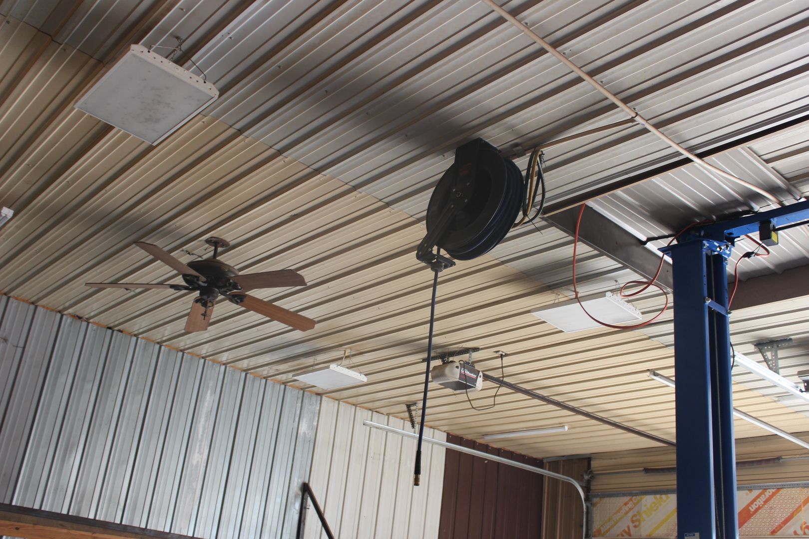 709 Thomas Street Property Photo 11