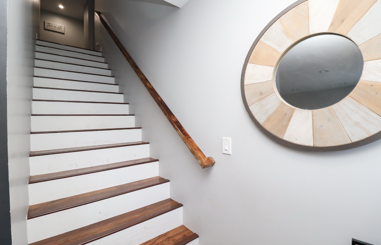 2922 N New England Avenue Property Photo 14