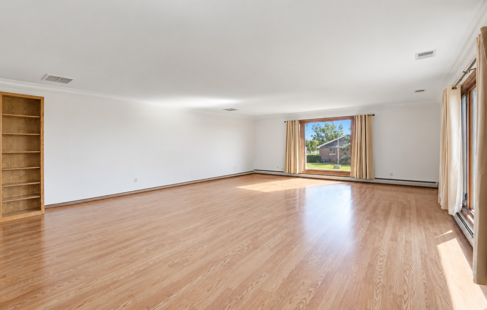 1128 W Church Road Property Photo 6