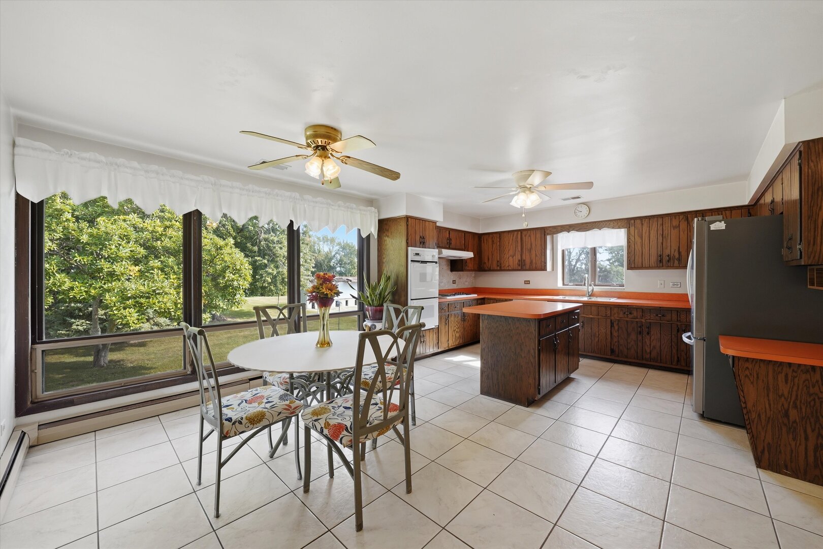 1128 W Church Road Property Photo 9