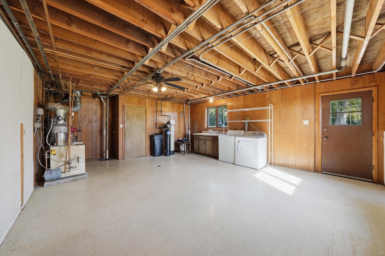 1128 W Church Road Property Photo 24