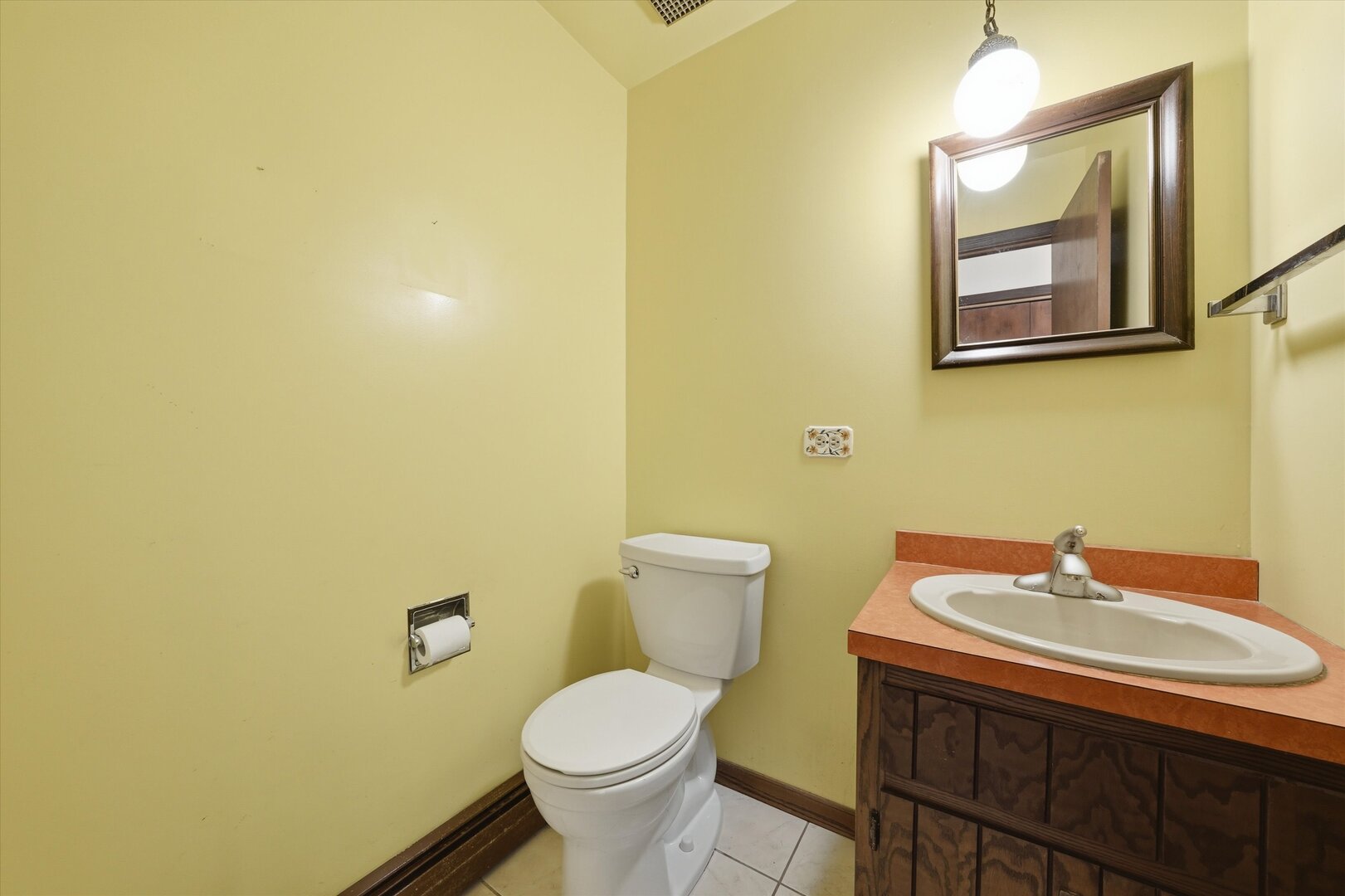 1128 W Church Road Property Photo 25