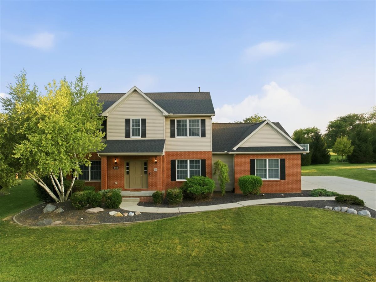 409 Whispering Pines Cc Lane Property Photo 2
