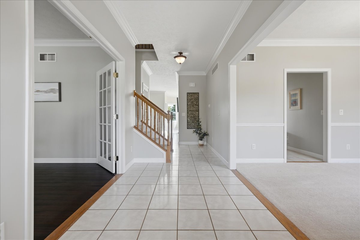 409 Whispering Pines Cc Lane Property Photo 5