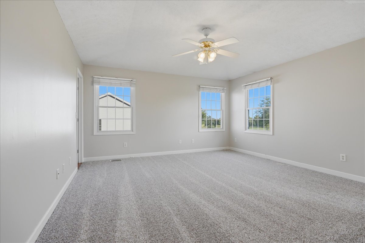 409 Whispering Pines Cc Lane Property Photo 21