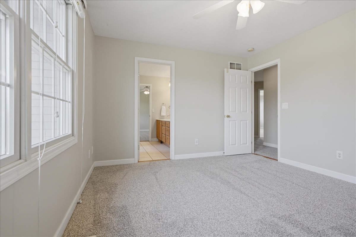409 Whispering Pines Cc Lane Property Photo 30