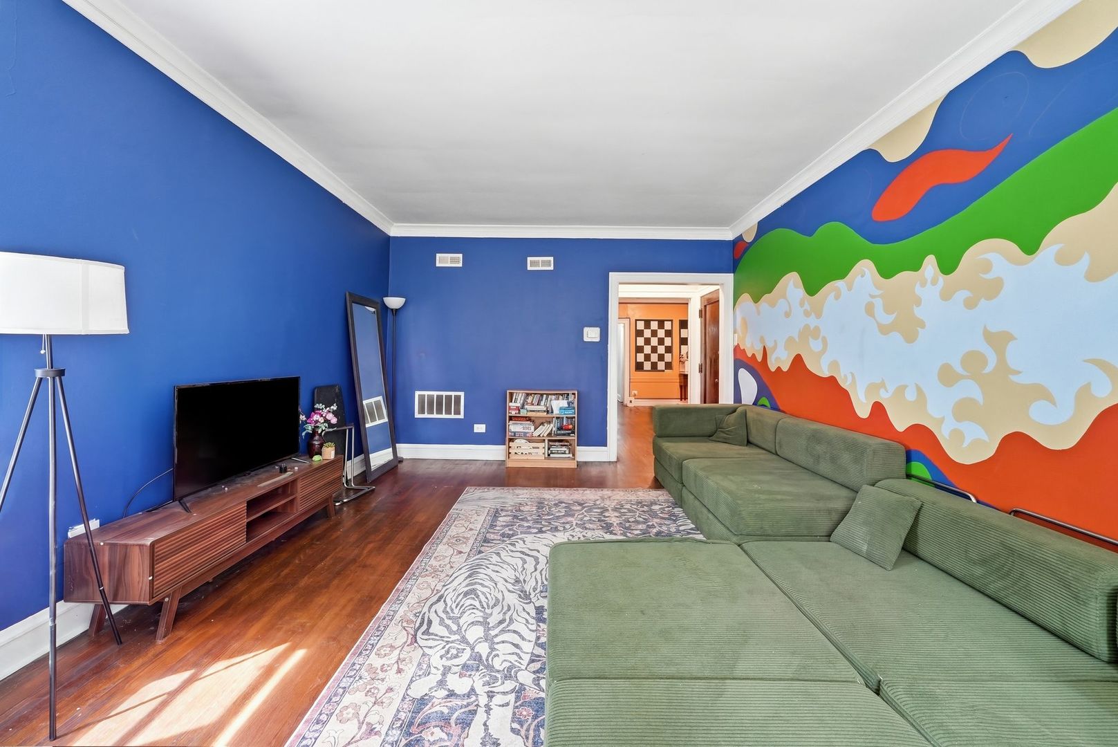 8038 S Maryland Avenue Property Photo 10