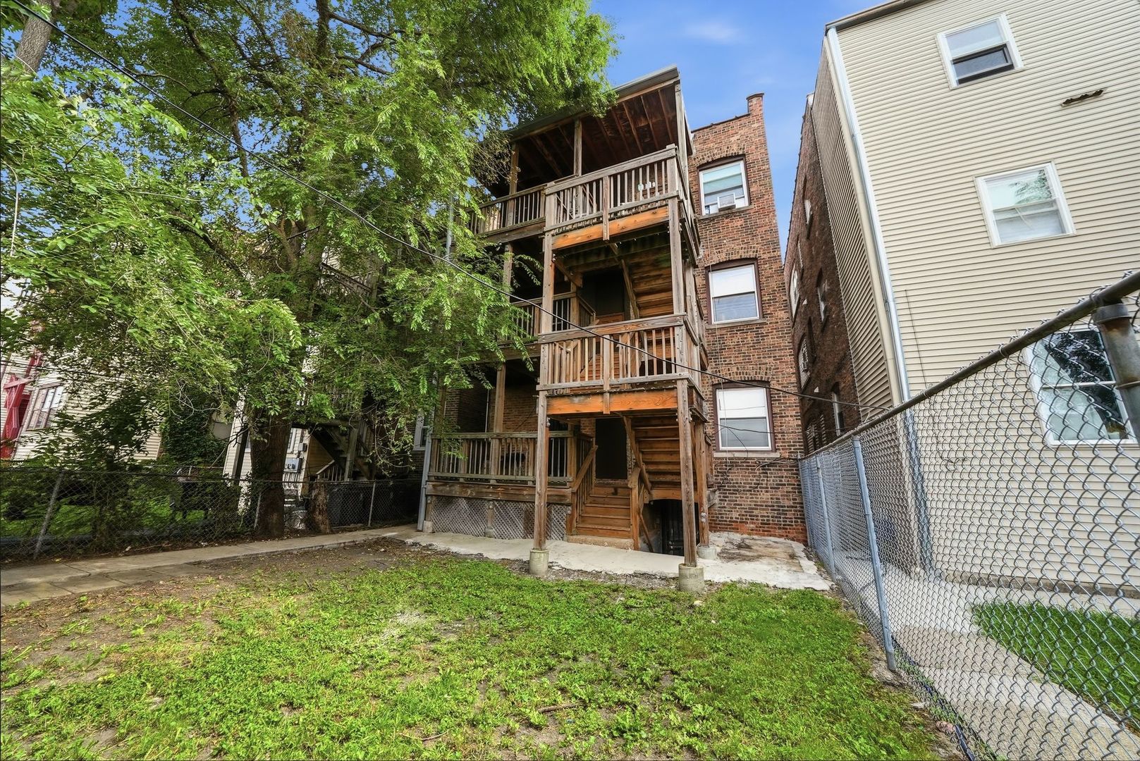 8038 S Maryland Avenue Property Photo 33