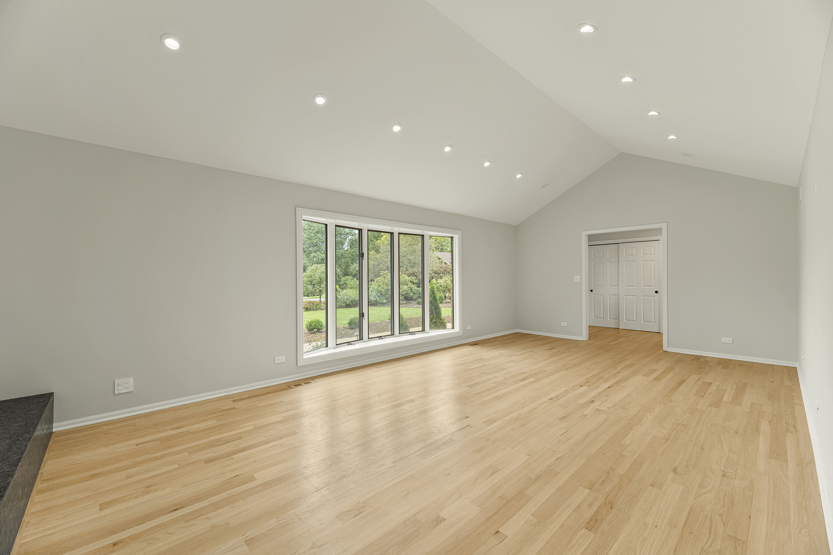 412 Bramble Lane Property Photo 6