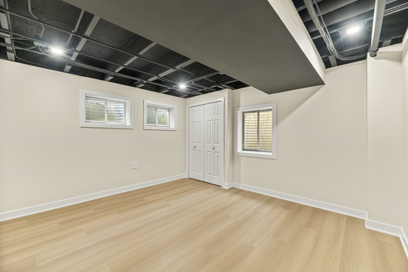 412 Bramble Lane Property Photo 34