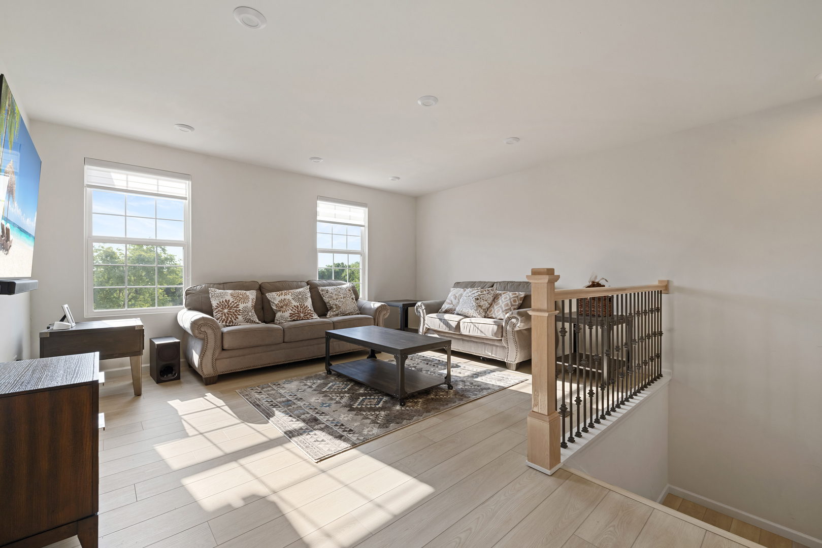 12921 Timber Wood Circle Property Photo 4