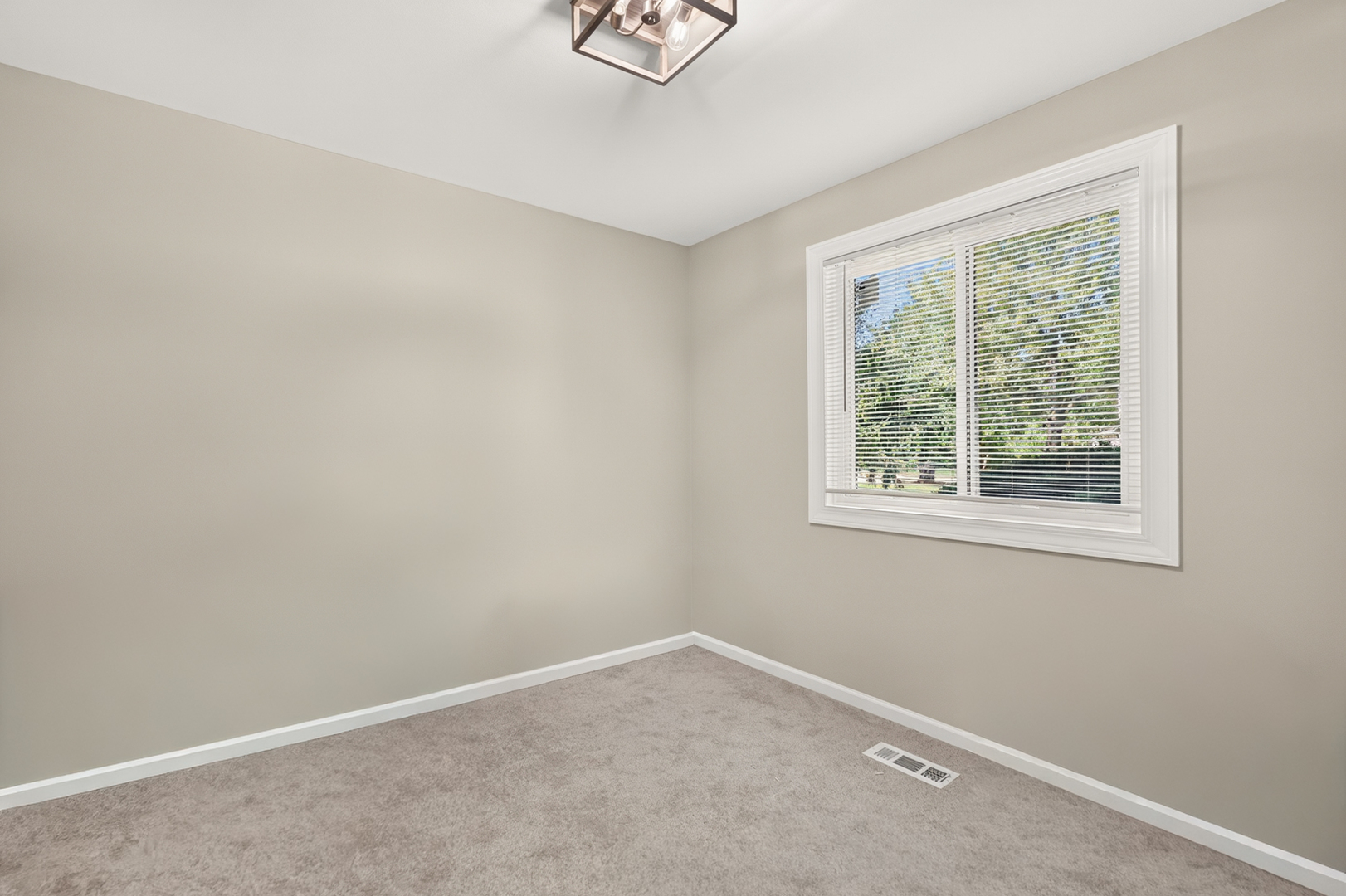 665 Thorntree Court A-1 Property Photo 15