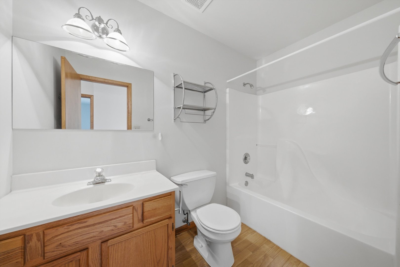 3136 Butler Avenue Property Photo 12