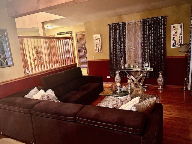 25813 S Hoover Court Property Photo 6