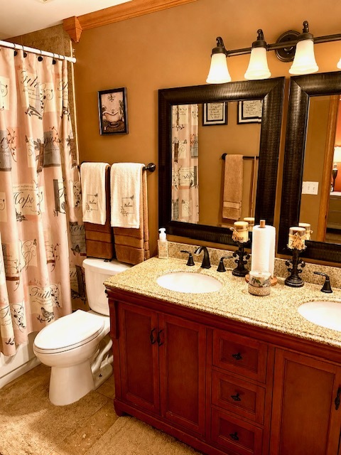 25813 S Hoover Court Property Photo 7