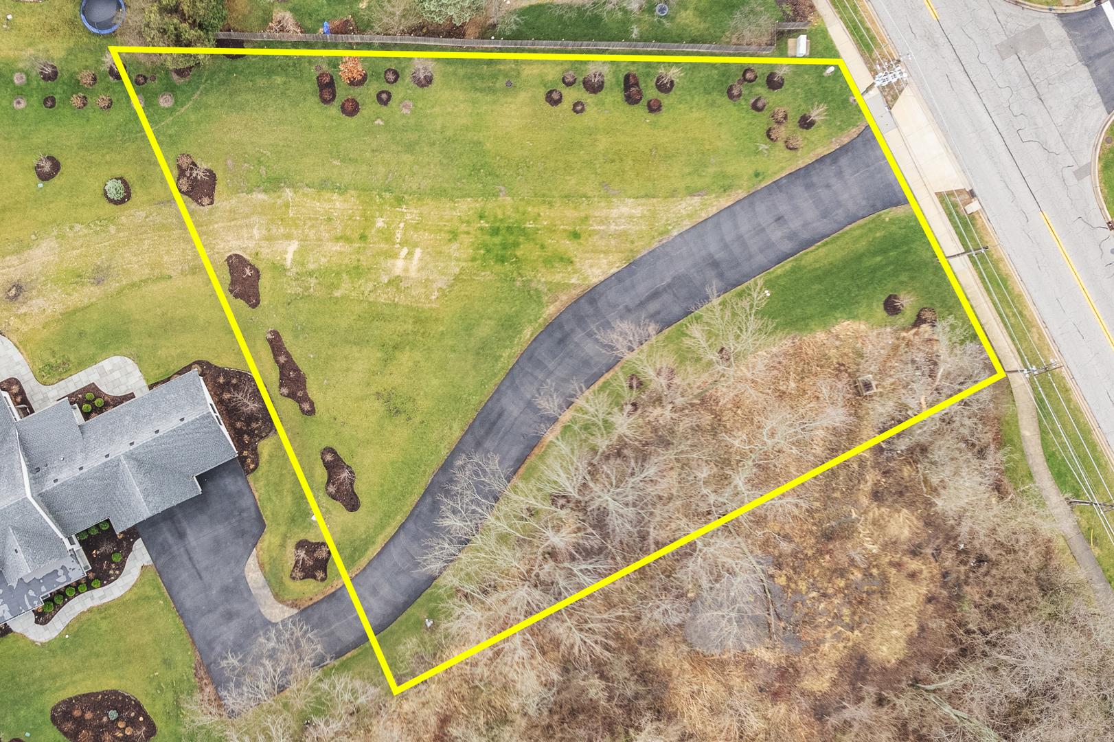1860 W Wiesbrook Road Property Photo 2