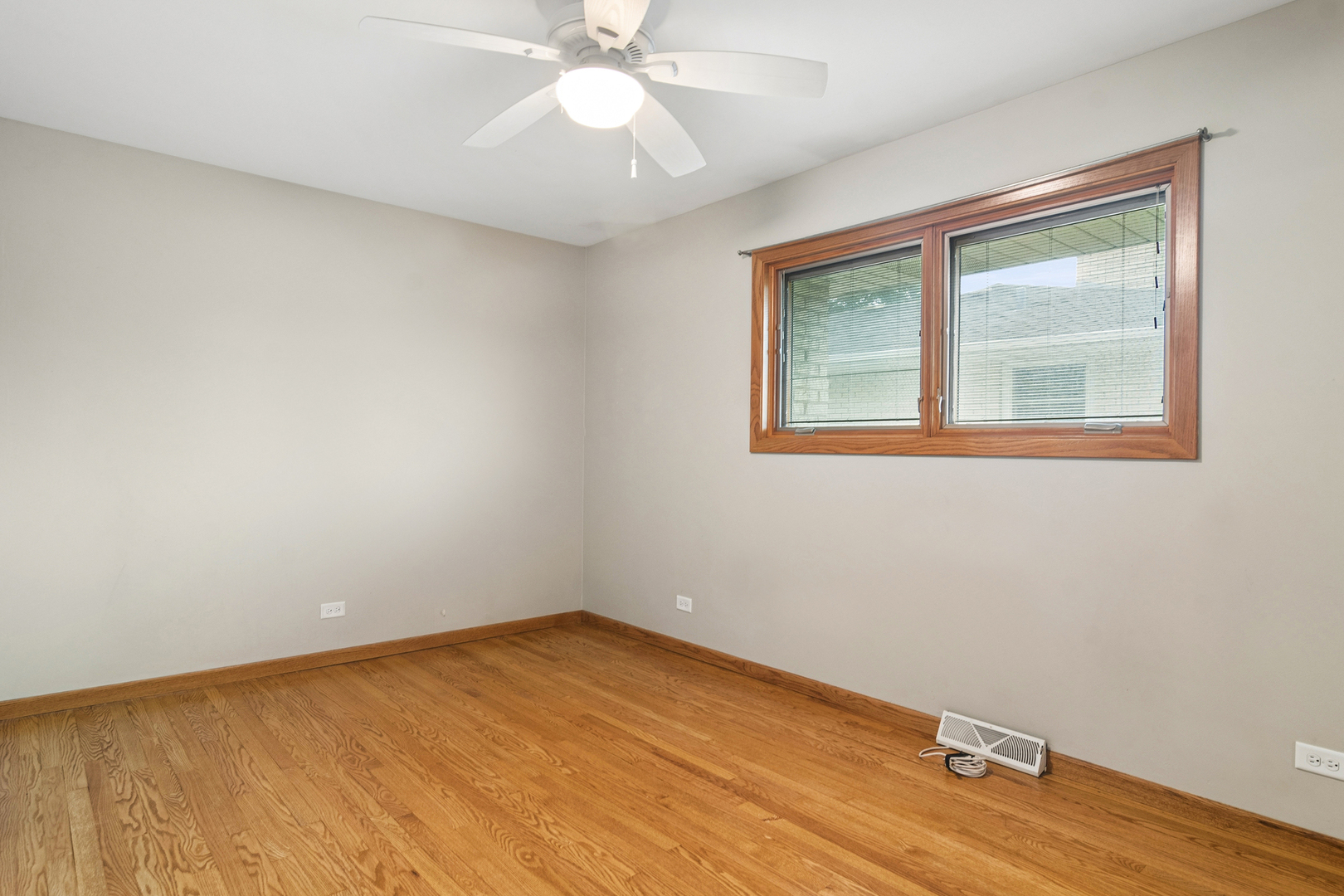 1807 N Larch Drive Property Photo 12