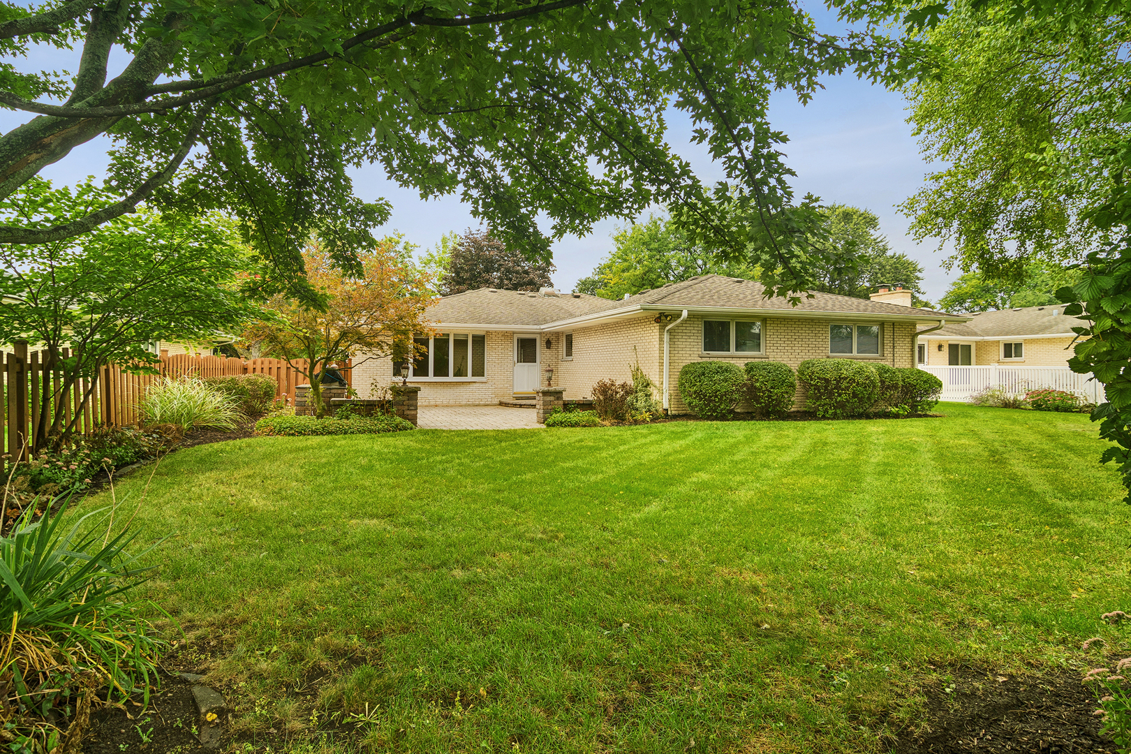 1807 N Larch Drive Property Photo 25