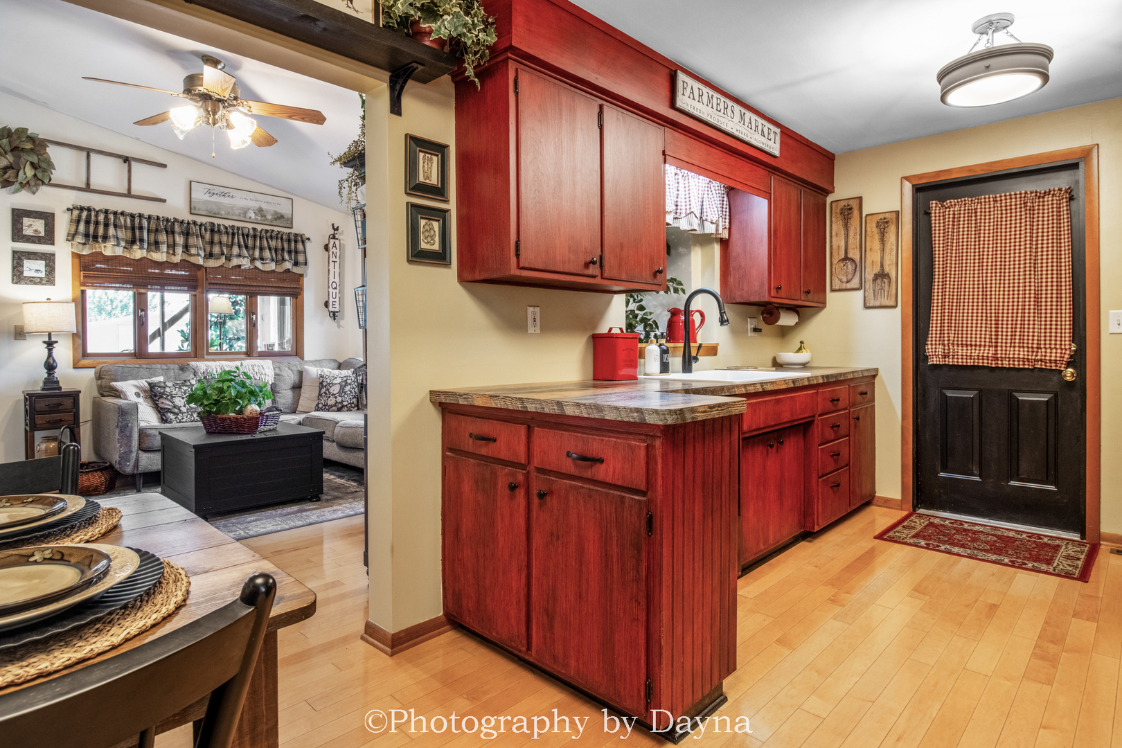 655 Jonette Avenue Property Photo 12