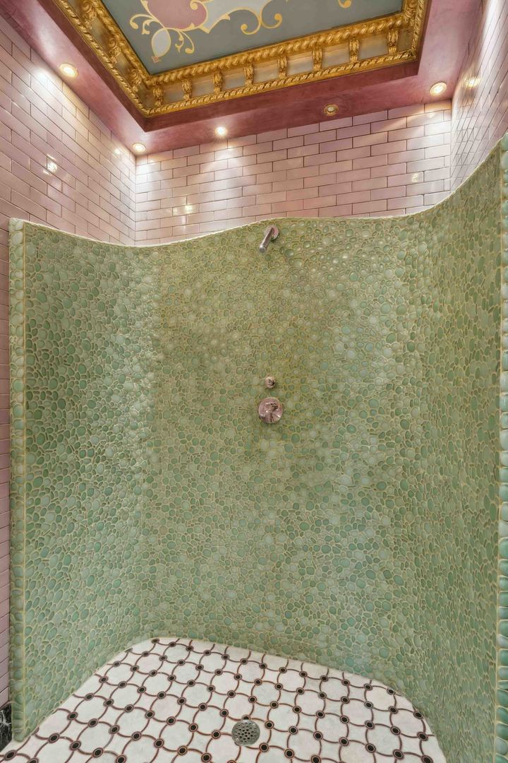 1355 N Astor Street 1 Property Photo 45