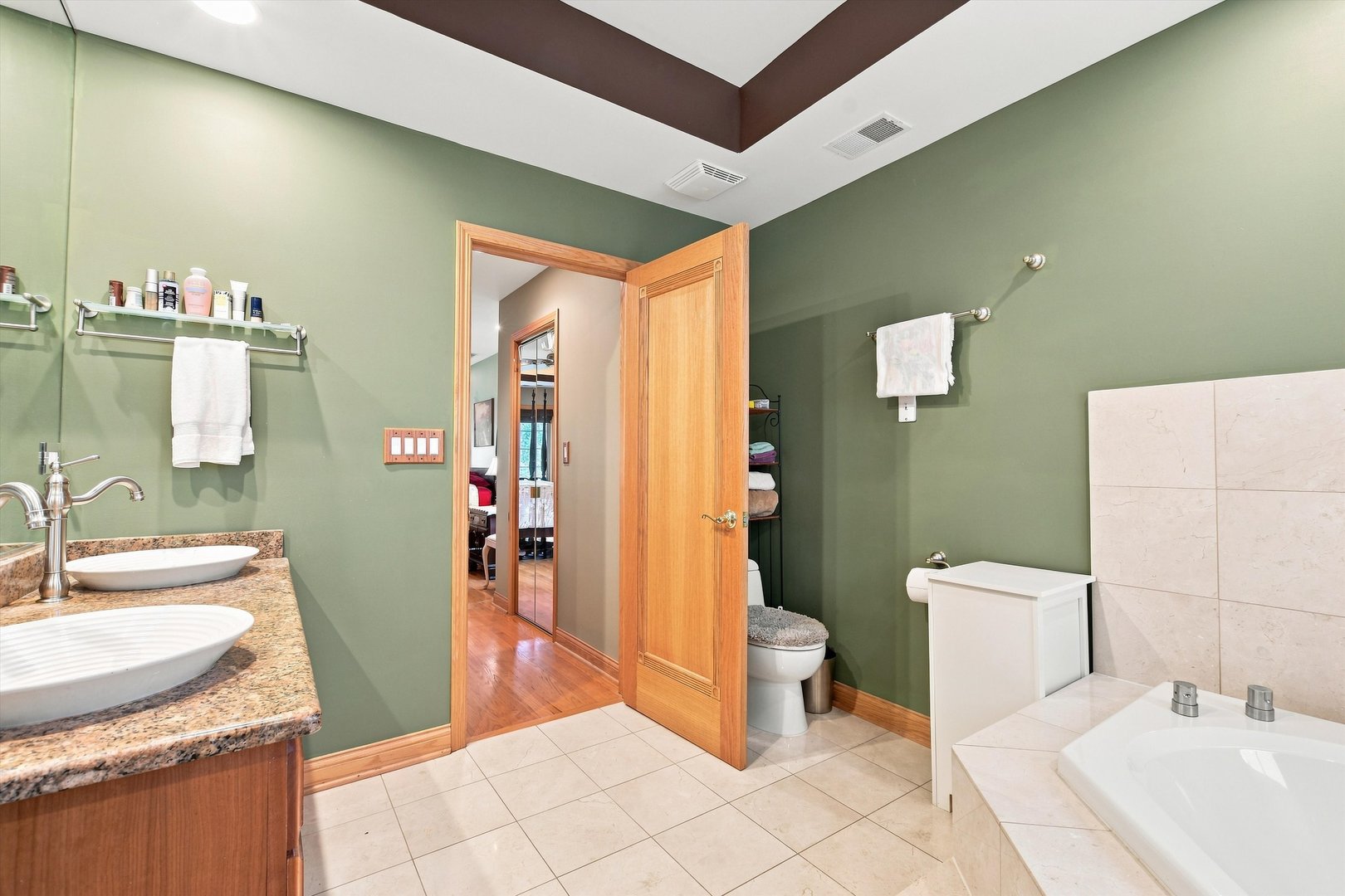 521 S Lincoln Avenue Property Photo 21