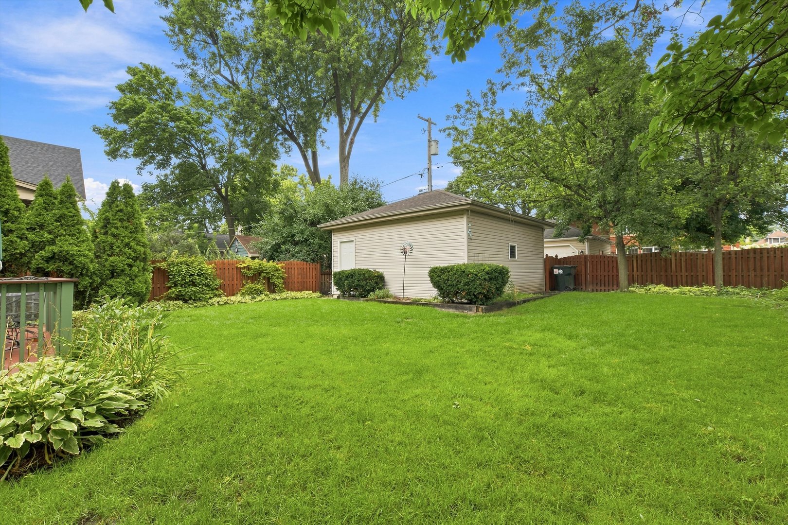 521 S Lincoln Avenue Property Photo 35