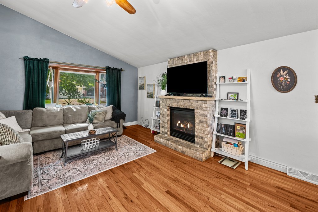 2343 46th Street Court Property Photo 8