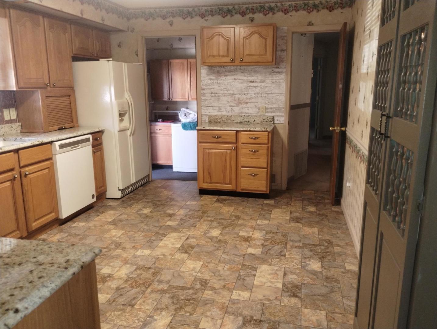 102 S J Street Property Photo 10