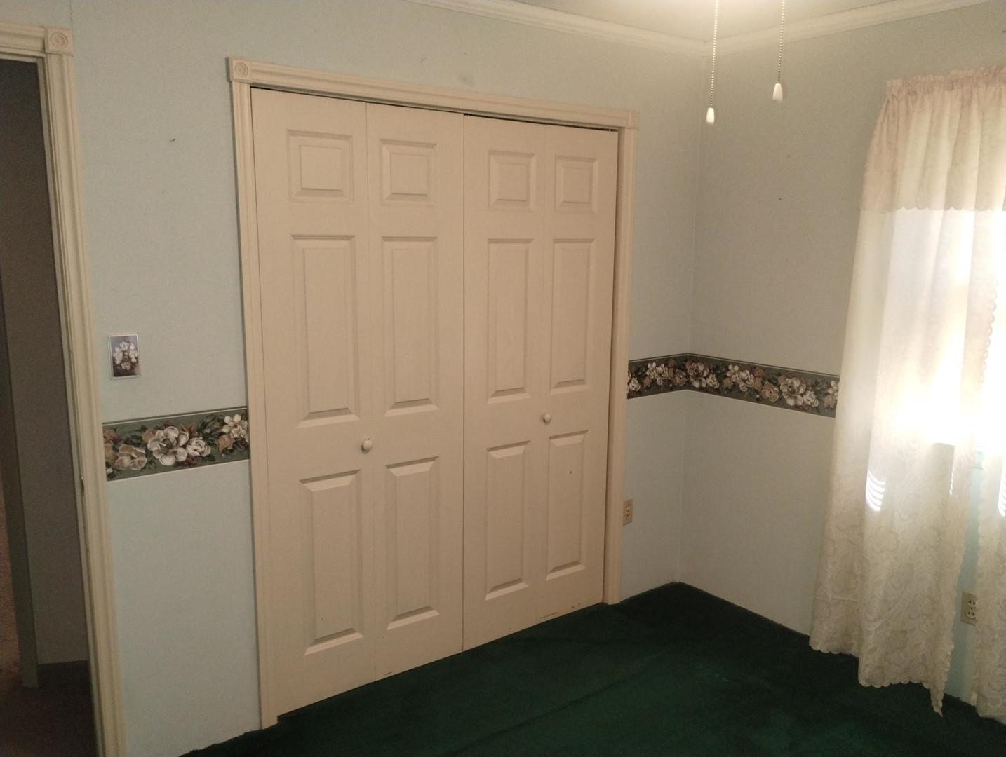 102 S J Street Property Photo 17