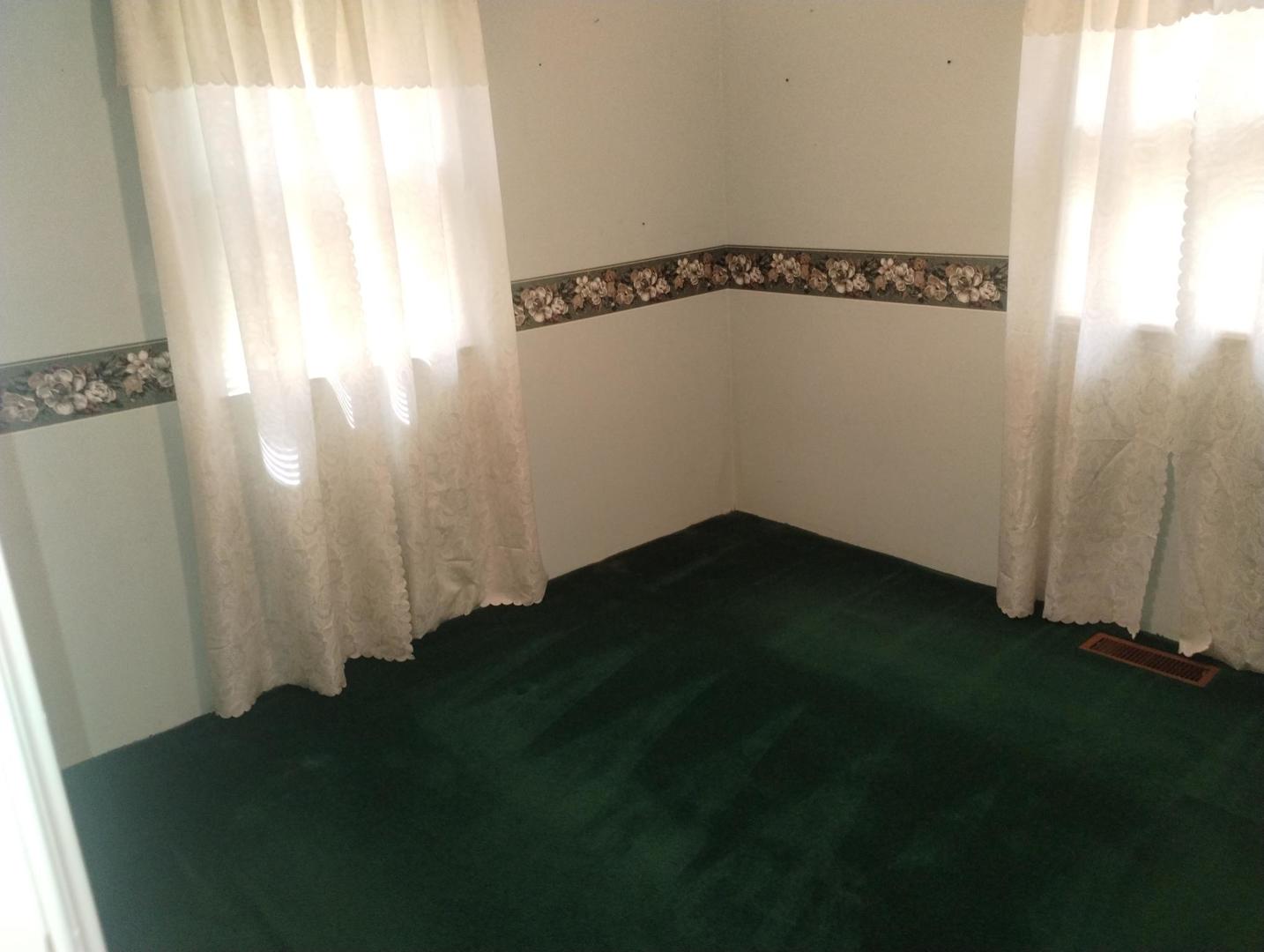 102 S J Street Property Photo 18