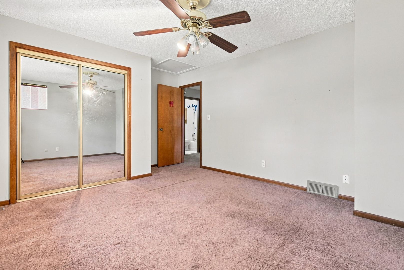 1120 Joel Avenue Property Photo 15
