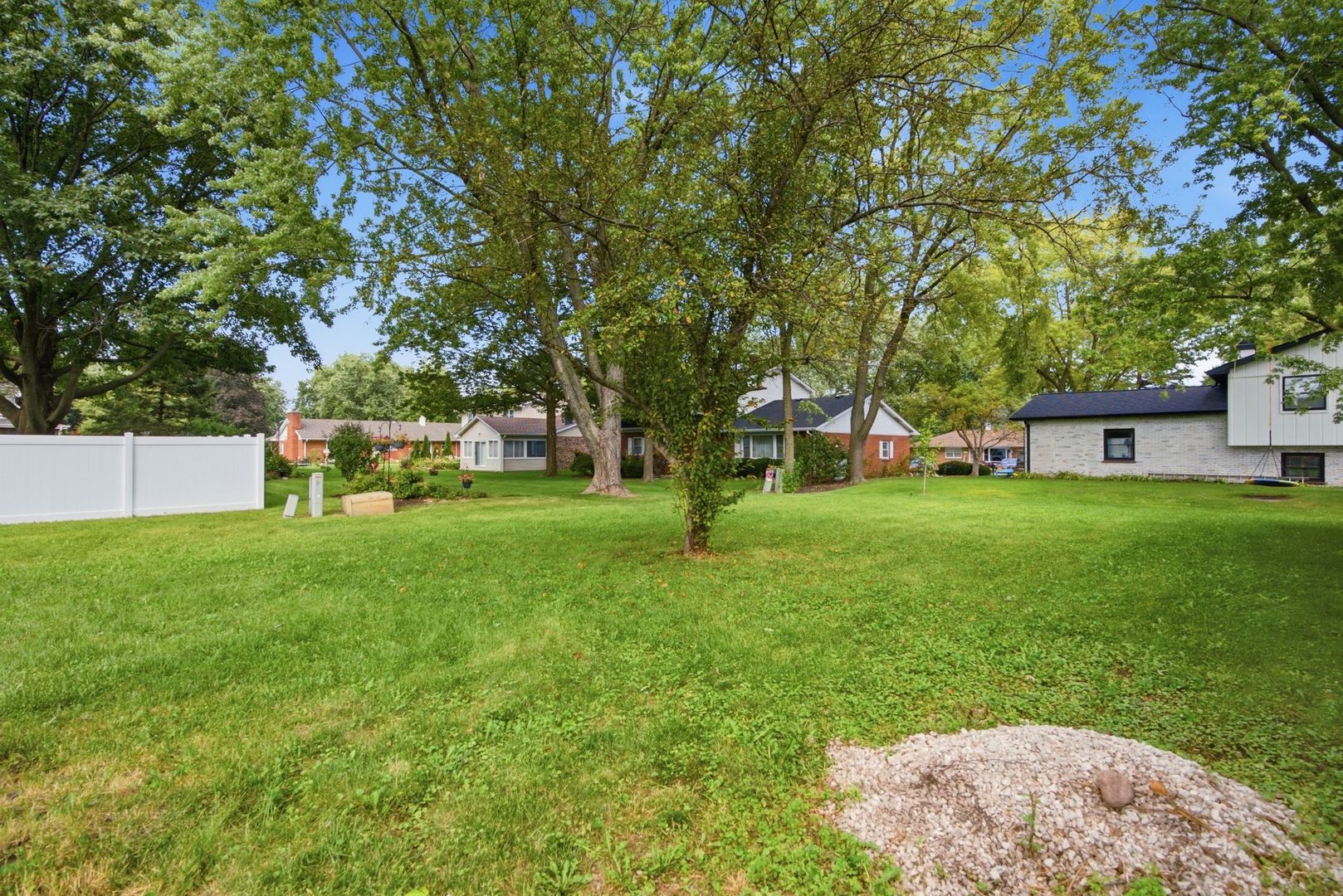 1120 Joel Avenue Property Photo 33