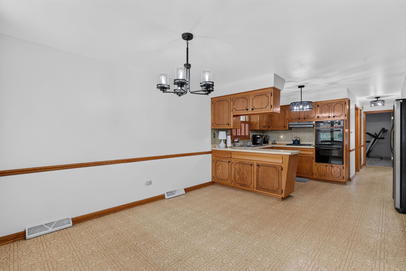 7001 W 81st Street Property Photo 14