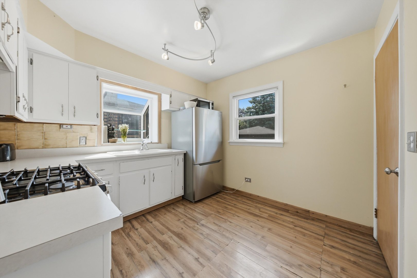 17946 Hickory Street Property Photo 9
