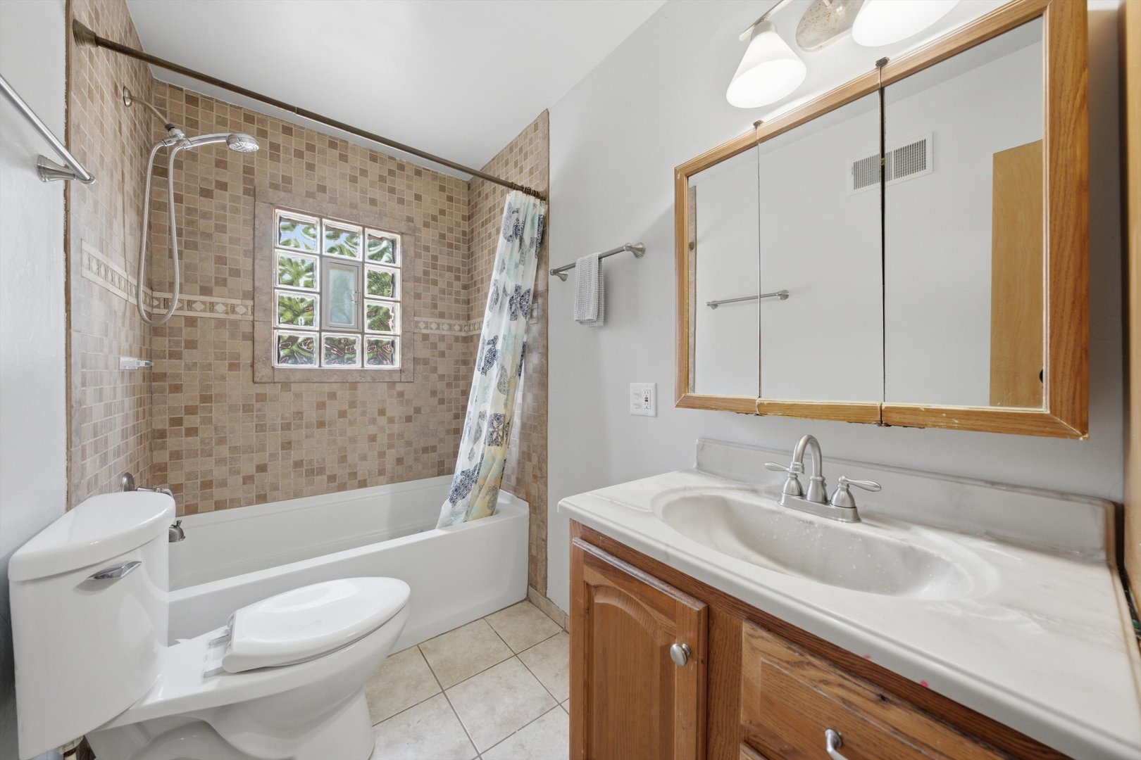17946 Hickory Street Property Photo 16