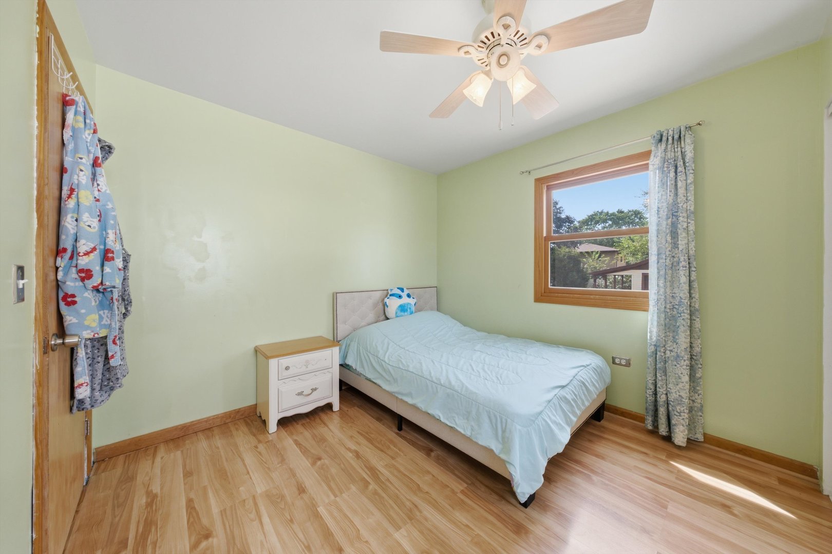 17946 Hickory Street Property Photo 18