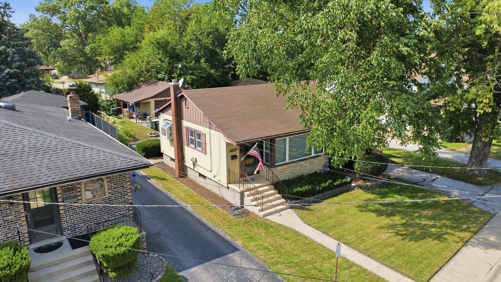 17946 Hickory Street Property Photo 33