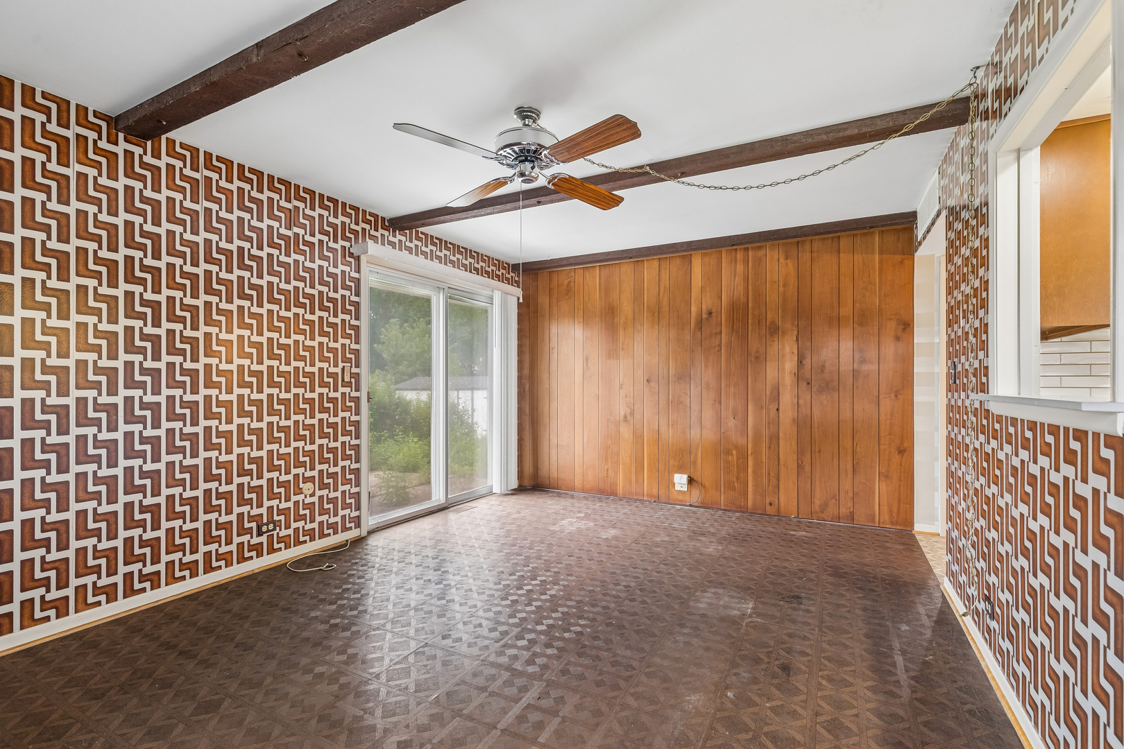 1564 White Trail Property Photo 11