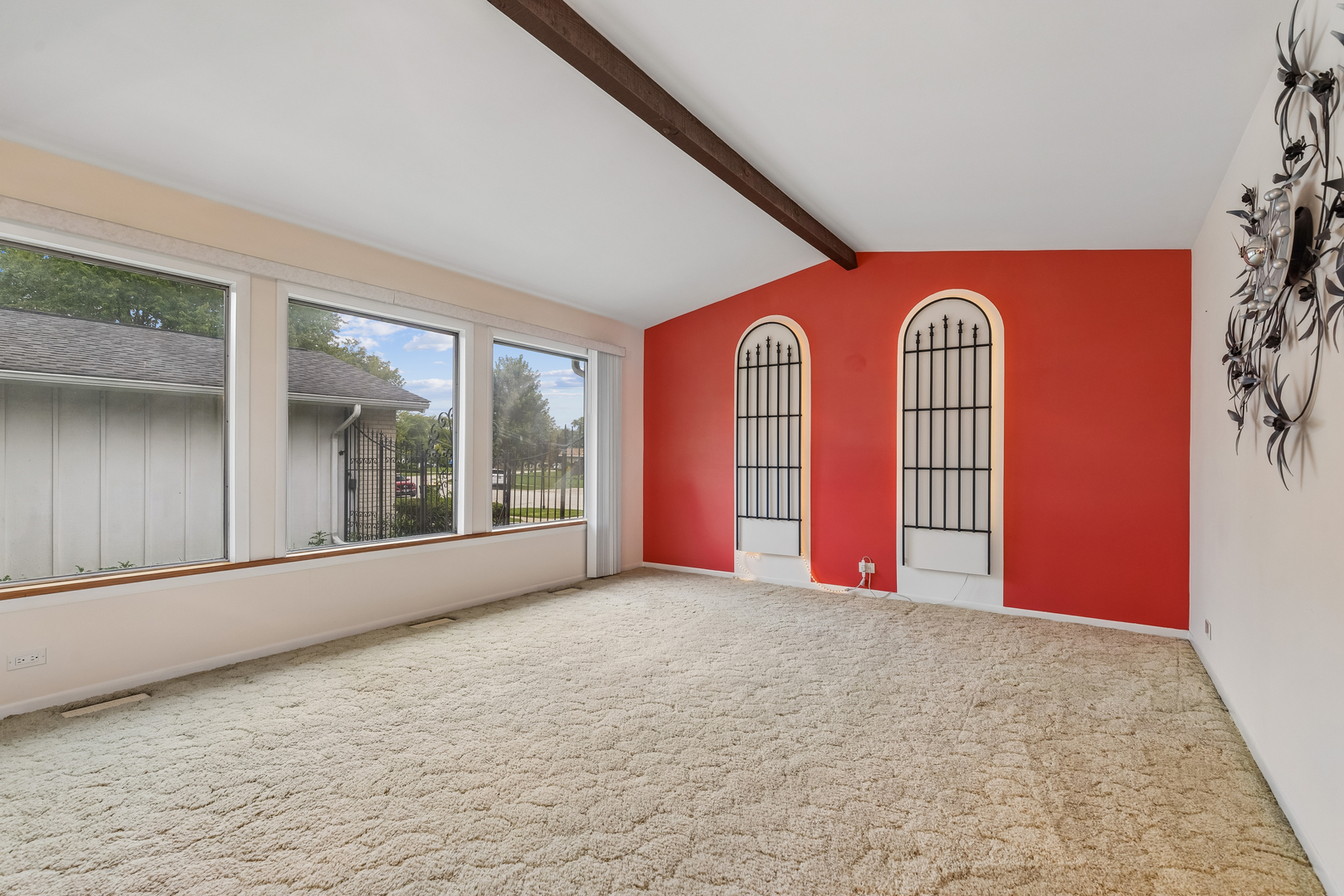 1564 White Trail Property Photo 3