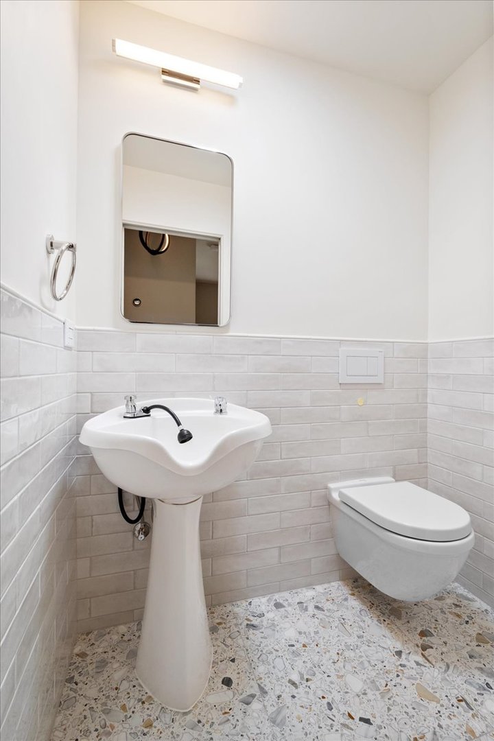 6618 N Lightfoot Avenue Property Photo 21