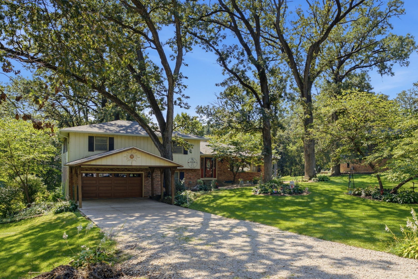 4 Timberlane Drive Property Photo 3